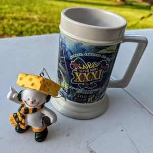 Bundle of Green Bay Packer items (2)